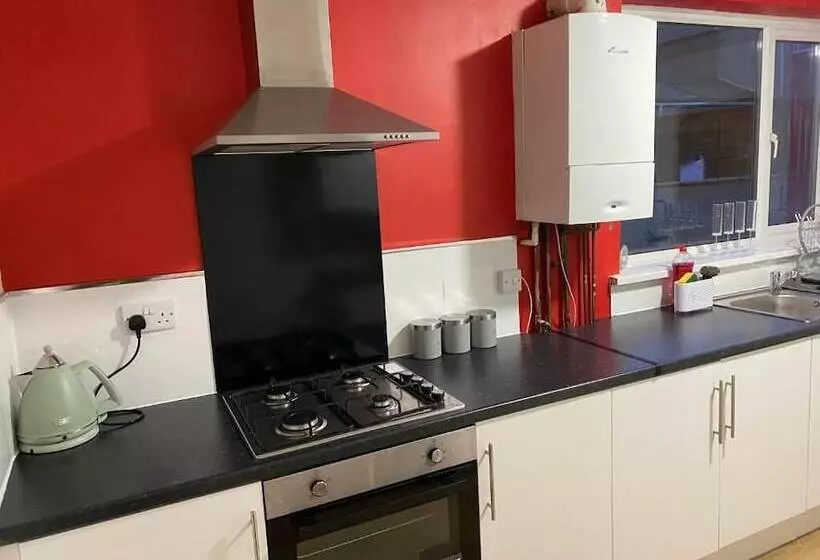 Majatalo The Vacationers   Pvt Rooms With Shared Bath