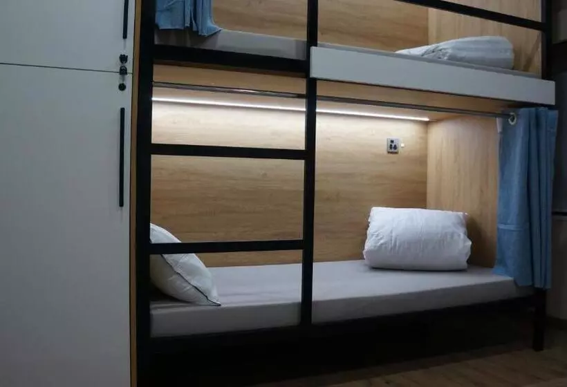 Hostelone