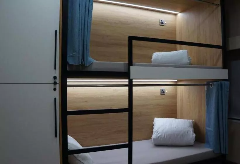 Hostelone