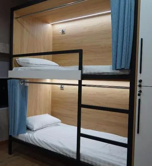 Hostelone