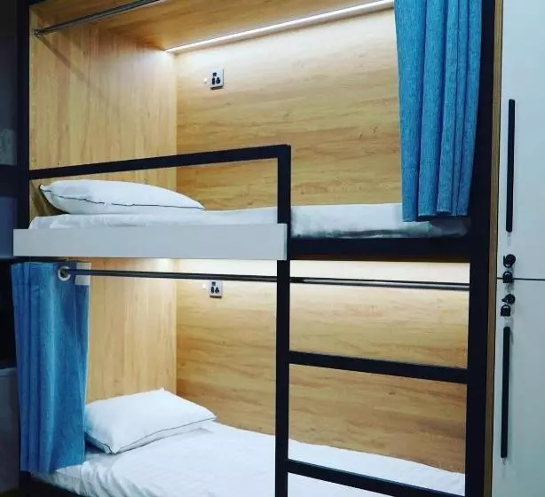 Hostelone