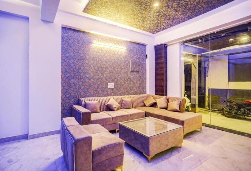 Отель Flagship 93499 Belmond