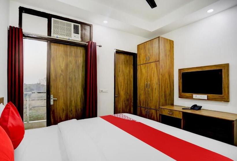 Отель Flagship 93499 Belmond