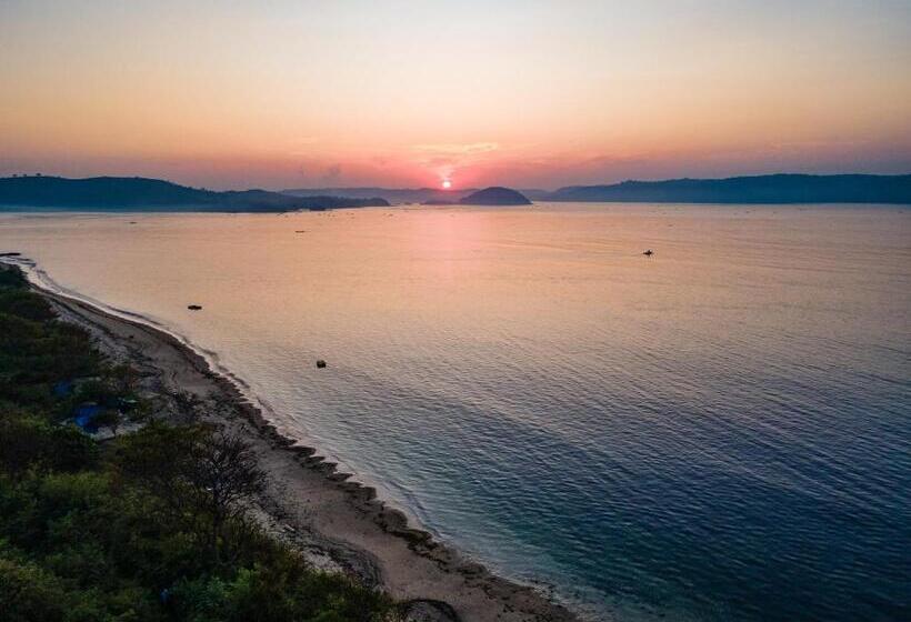 Inlight Lombok Beach Hotel New Year Offer