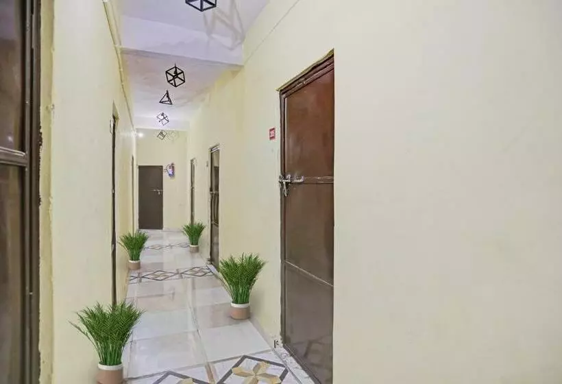 ホテル Oyo 92887 Metro City Guest House