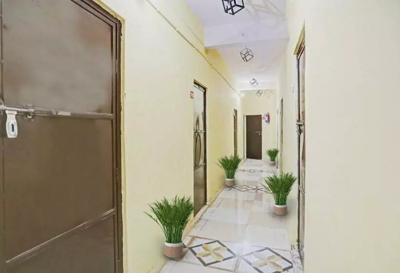 ホテル Oyo 92887 Metro City Guest House
