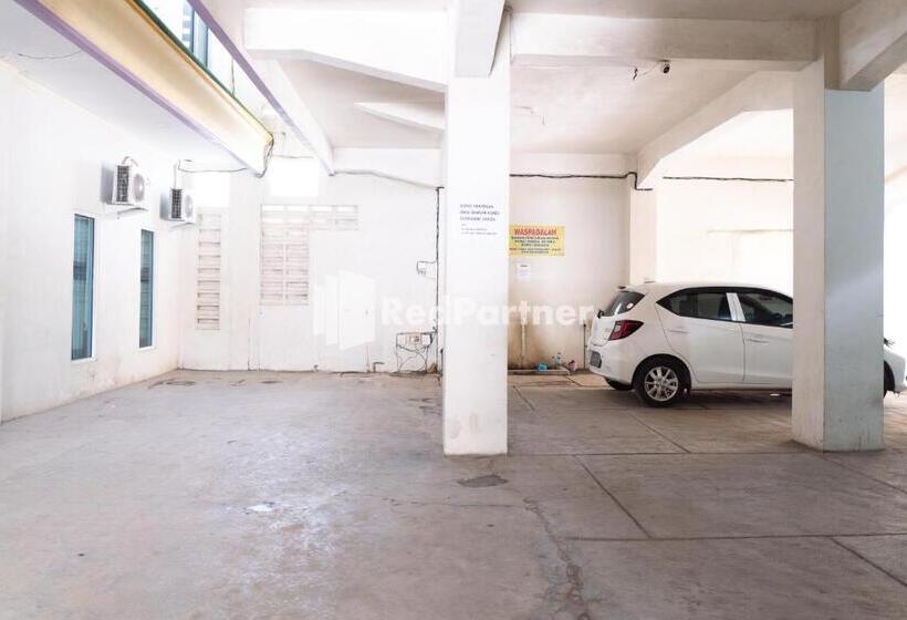 Hotell Wisma Aini Syariah Mitra Reddoorz