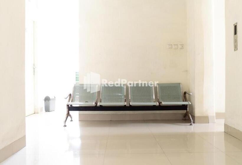 Hotell Wisma Aini Syariah Mitra Reddoorz