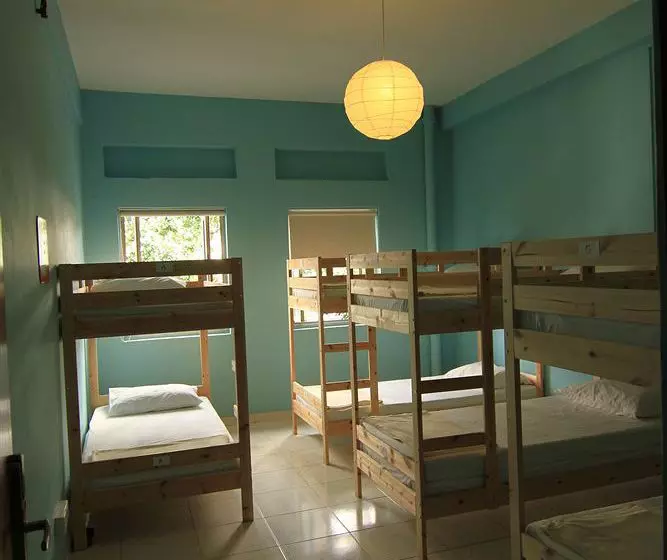 تختخواب و صبحانه Gusti Bed&Breakfast