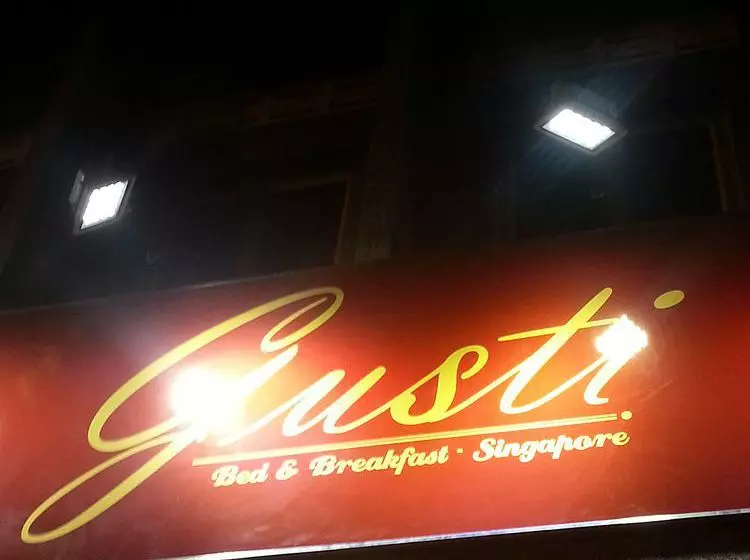 تختخواب و صبحانه Gusti Bed&Breakfast