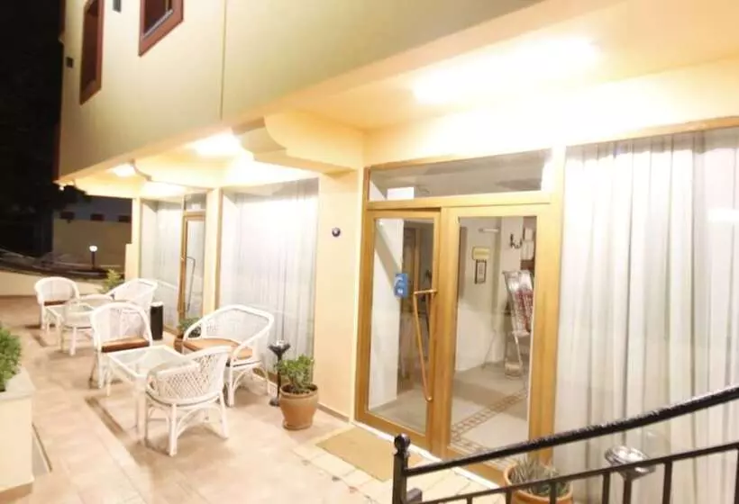 בית מלון כפרי Ave Maria