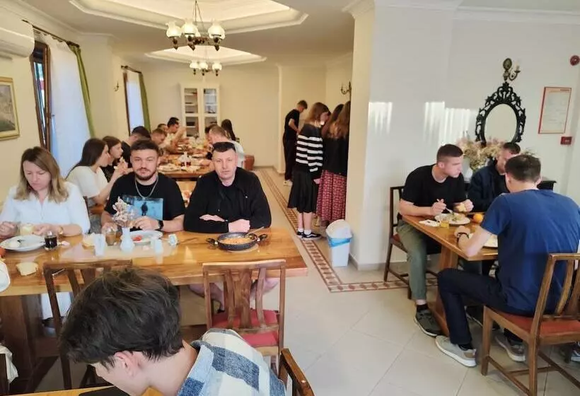 בית מלון כפרי Ave Maria