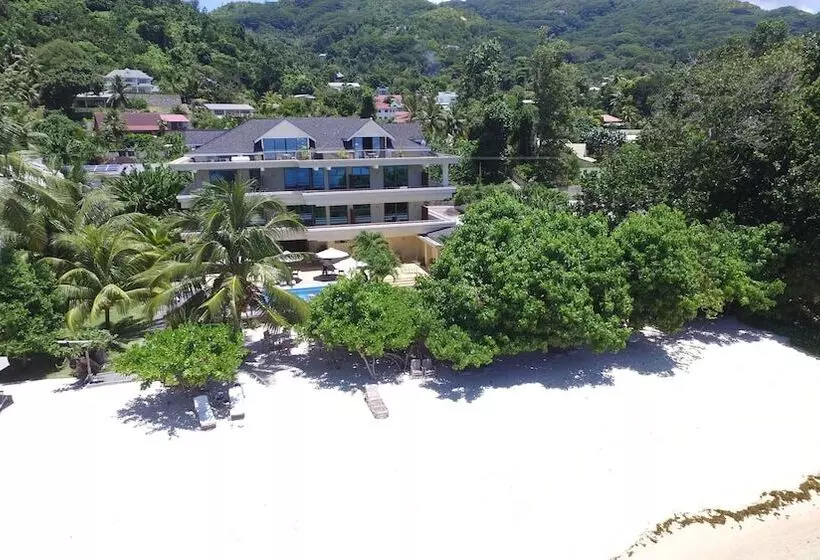 Crown Beach Hotel Seychelles