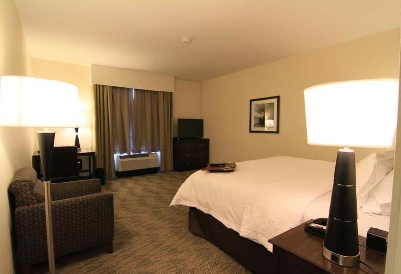 בית מלון כפרי Hampton Inn & Suites By Hilton, Airdrie, Ab, Canada