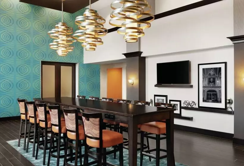 ホテル Hampton Inn & Suites Mishawaka/south Bend At Heritage Square