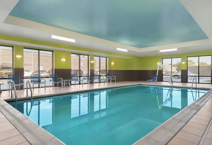 호텔 Hampton Inn & Suites Mishawaka/south Bend At Heritage Square