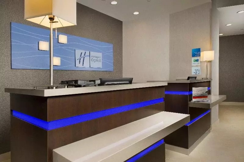 Holiday Inn Express Hotel & Suites Waco South, An Ihg