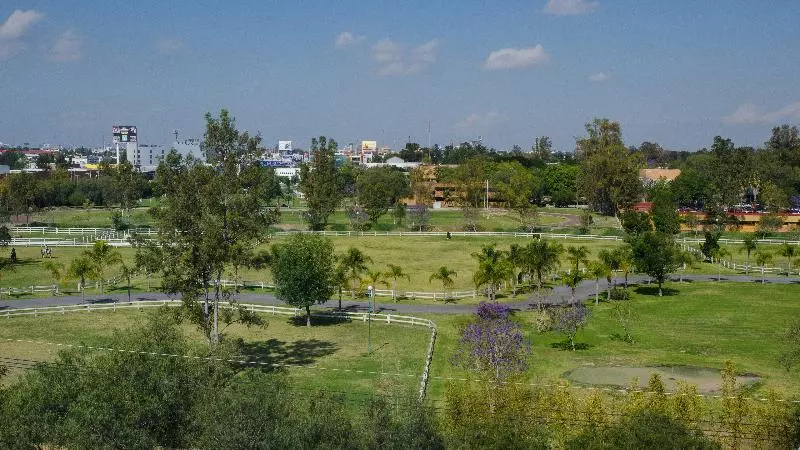 בית מלון כפרי Holiday Inn Express And Suites Celaya, An Ihg