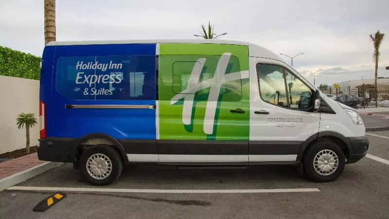 בית מלון כפרי Holiday Inn Express And Suites Celaya, An Ihg