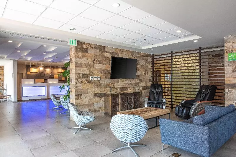 בית מלון כפרי Holiday Inn Express And Suites Celaya, An Ihg