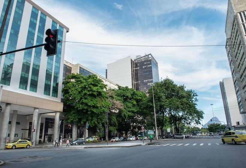 هتل Ibis Rio De Janeiro Santos Dumont