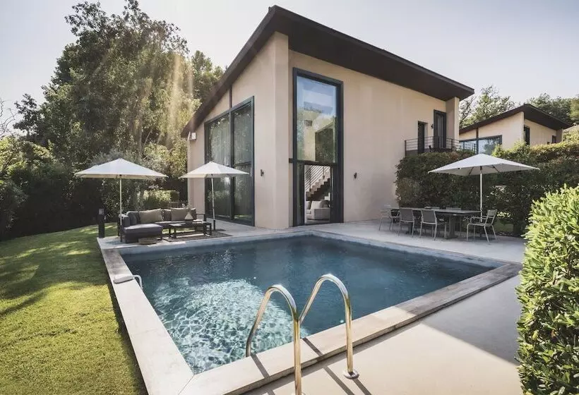 Les Lodges Sainte Victoire Hotel & Spa