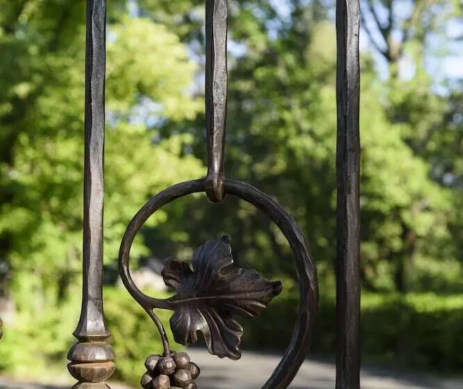 Les Lodges Sainte Victoire Hotel & Spa