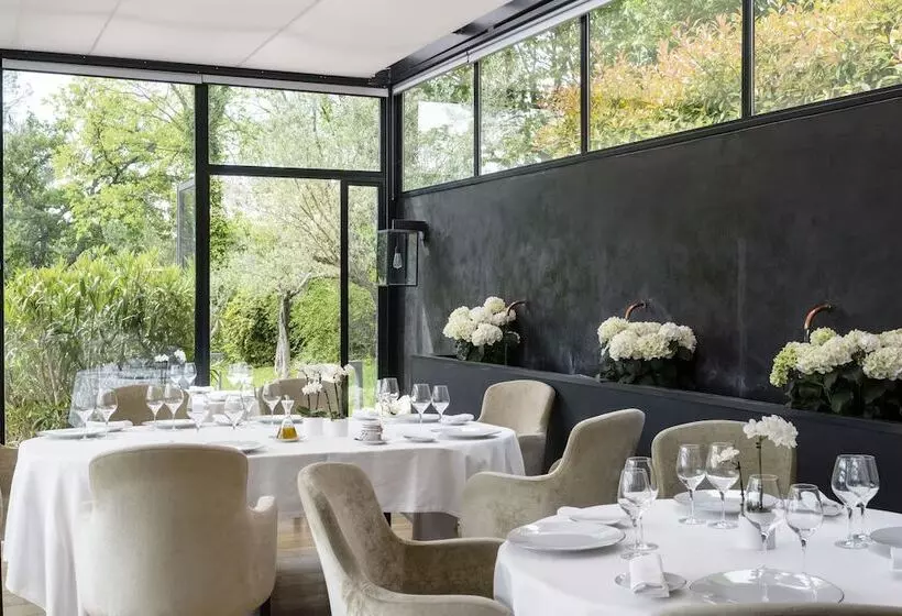 Les Lodges Sainte Victoire Hotel & Spa