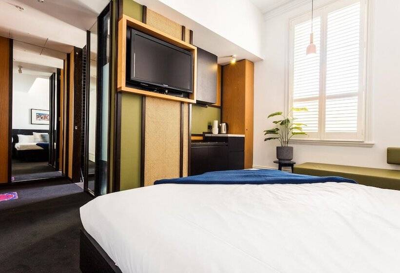 Отель Middle Park