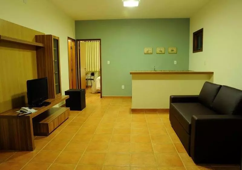 酒店 Ramada By Wyndham Furnaspark