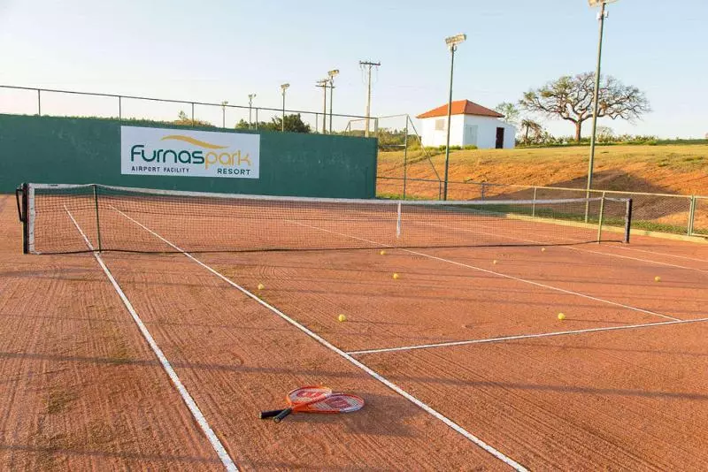 酒店 Ramada By Wyndham Furnaspark