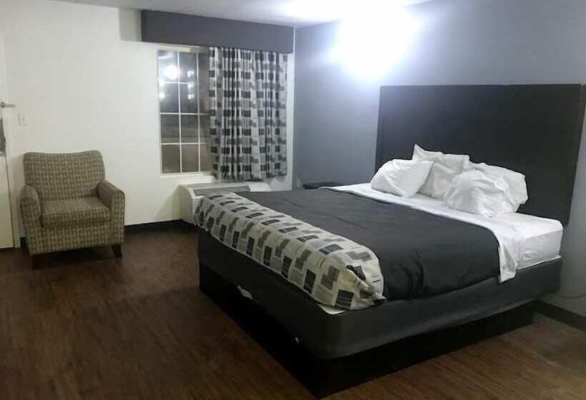 בית מלון כפרי Regency Inn