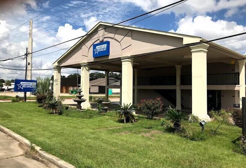 בית מלון כפרי Regency Inn