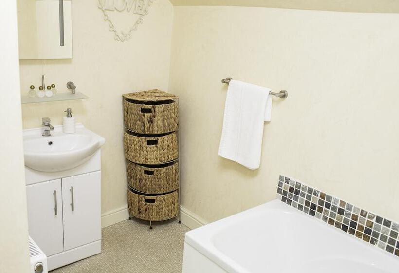 فندق The Castle Inn