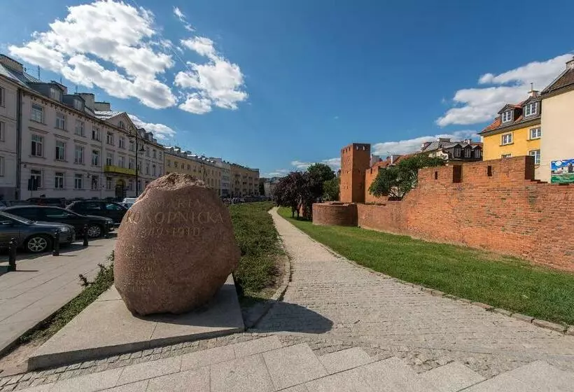 Miodowa Street P&o Serviced Apartments