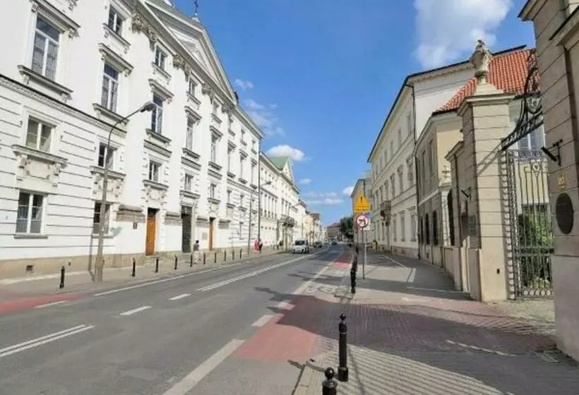Miodowa Street P&o Serviced Apartments