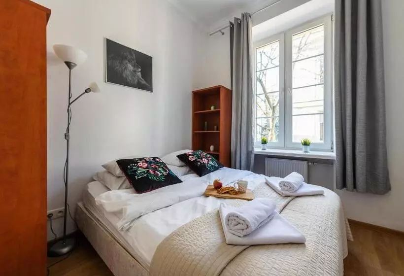 Miodowa Street P&o Serviced Apartments