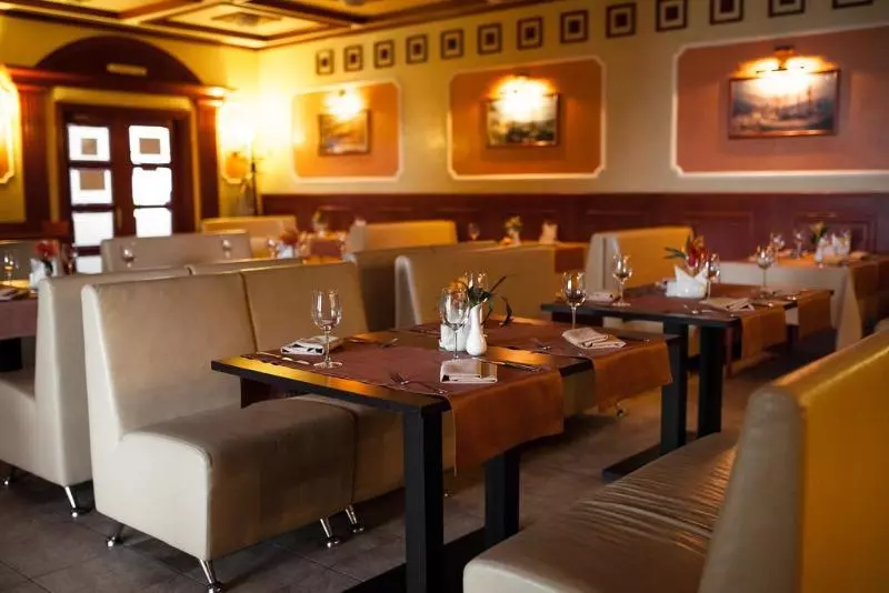 Novy Bereg Hotel Yacht Club