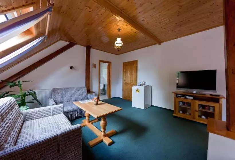 پانسیون Penzion Linhart