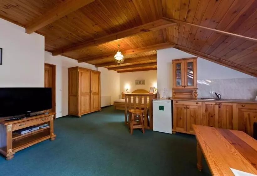 پانسیون Penzion Linhart