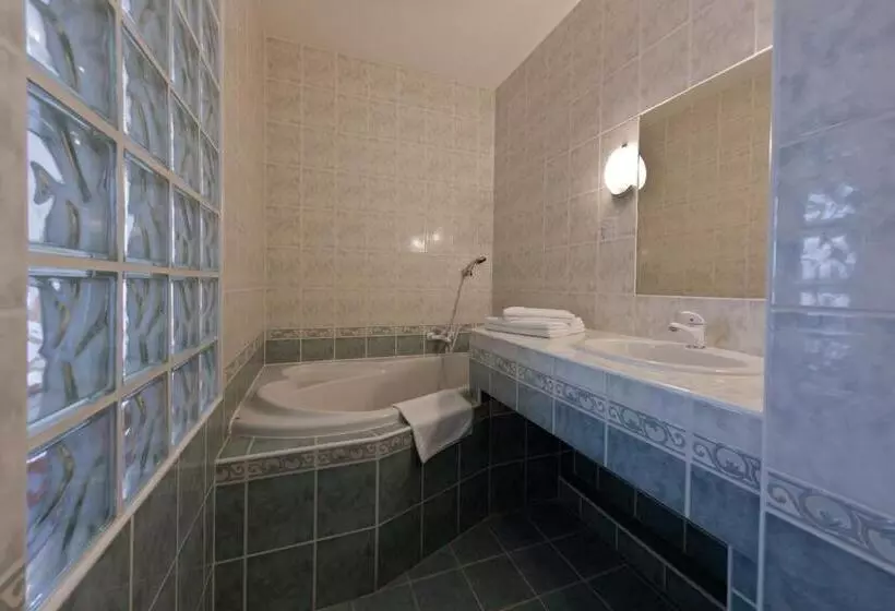 پانسیون Penzion Linhart