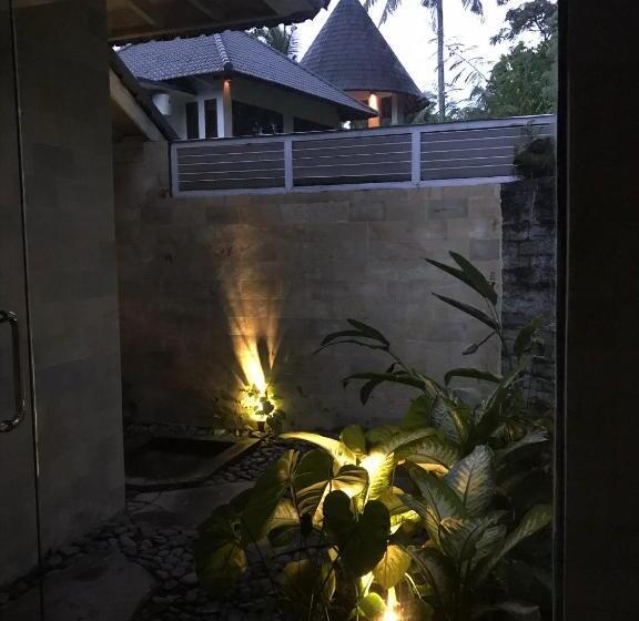 酒店 Balian Bliss Retreat Bungalow & Villas