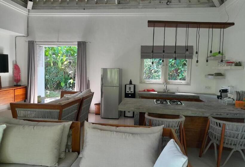 酒店 Balian Bliss Retreat Bungalow & Villas