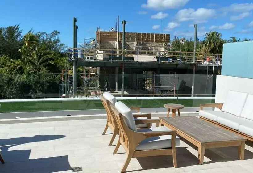 هتل Goldwynn Resort & Residences