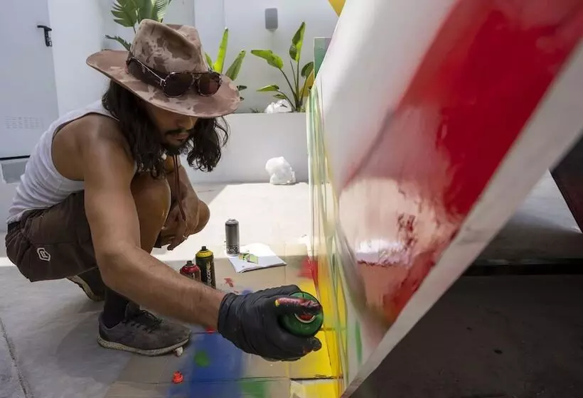 Hotelli Ryans Lolas   Adults Only