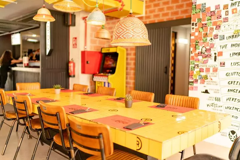 Hotelli Ryans Lolas   Adults Only