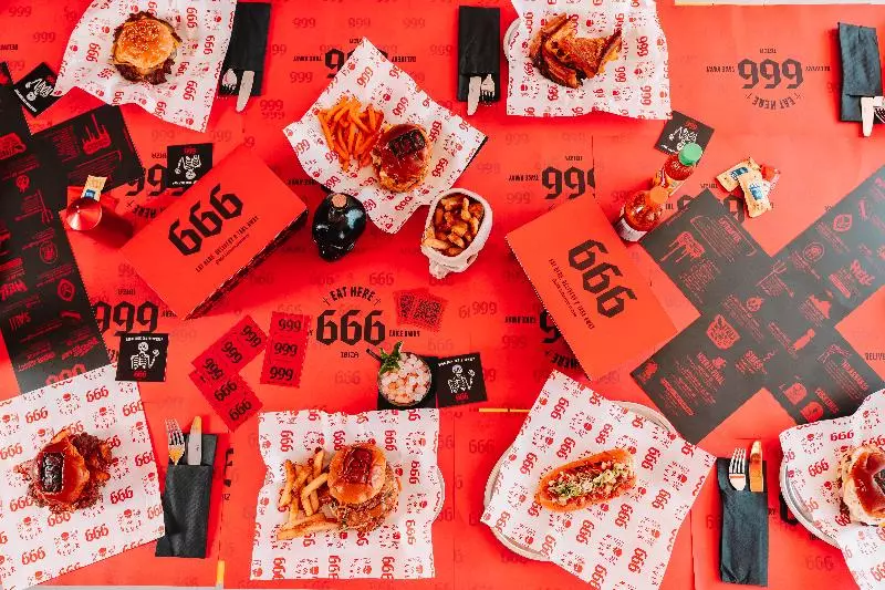 Hotelli Ryans Lolas   Adults Only