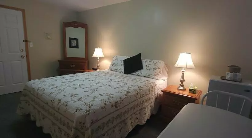 Retkeilymaja Newcastle Country Inn