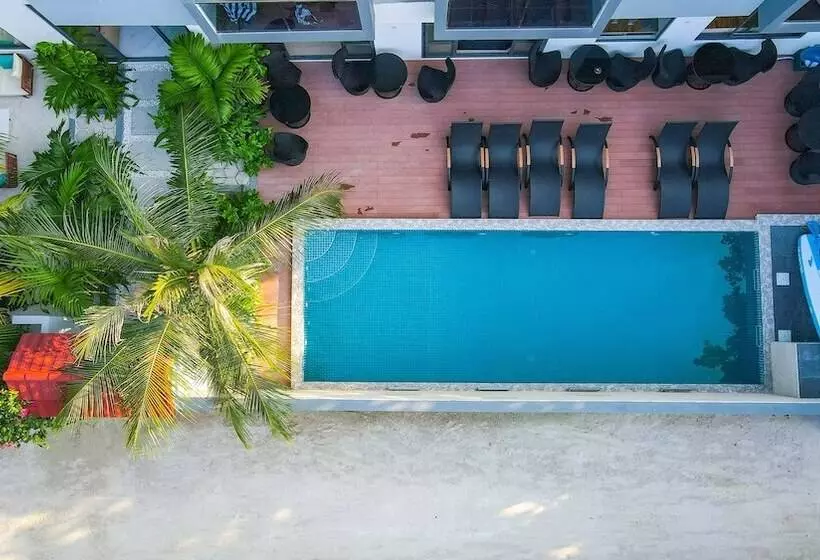 Ari Grand Hotel & Spa