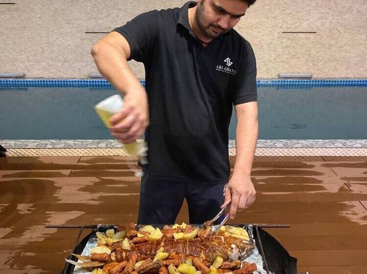 Ari Grand Hotel & Spa